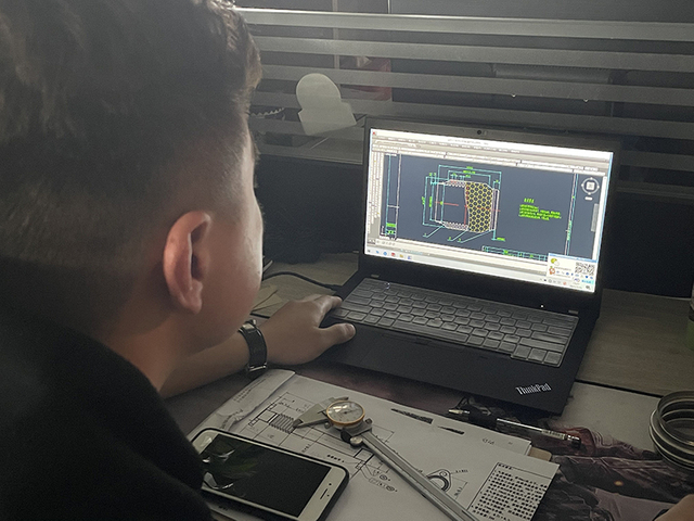 flexible hose service