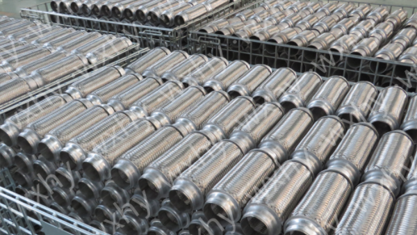 flexible exhaust pipe coupling